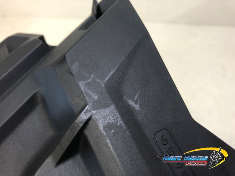 CARTER DE PIGNON DE SORTIE DE BOITE SUZUKI 800 GSX-8S A2 2023