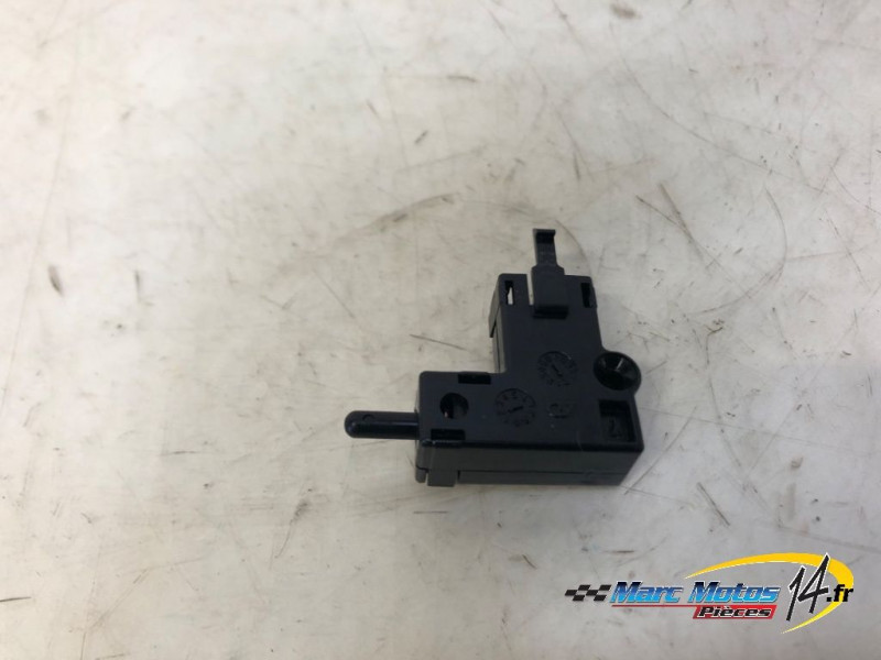 CONTACTEUR D'EMBRAYAGE SUZUKI 800 GSX-8S A2 2023