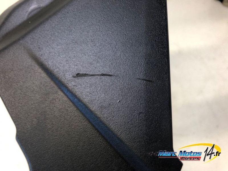 PASSAGE DE ROUE SUZUKI 800 GSX-8S A2 2023