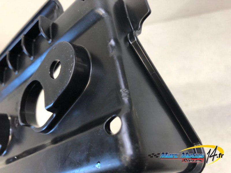 SUPPORT BATTERIE SUZUKI 800 GSX-8S A2 2023