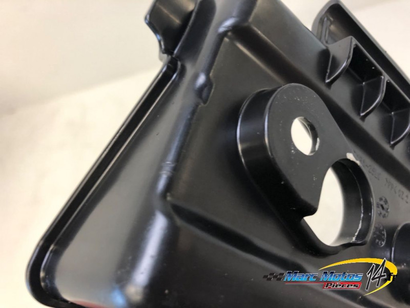 SUPPORT BATTERIE SUZUKI 800 GSX-8S A2 2023