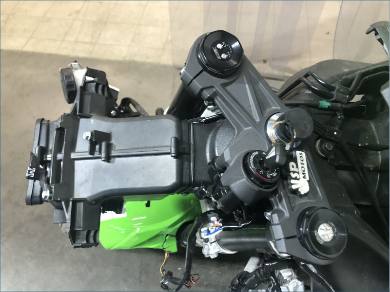 KAWASAKI ZX6R 636 