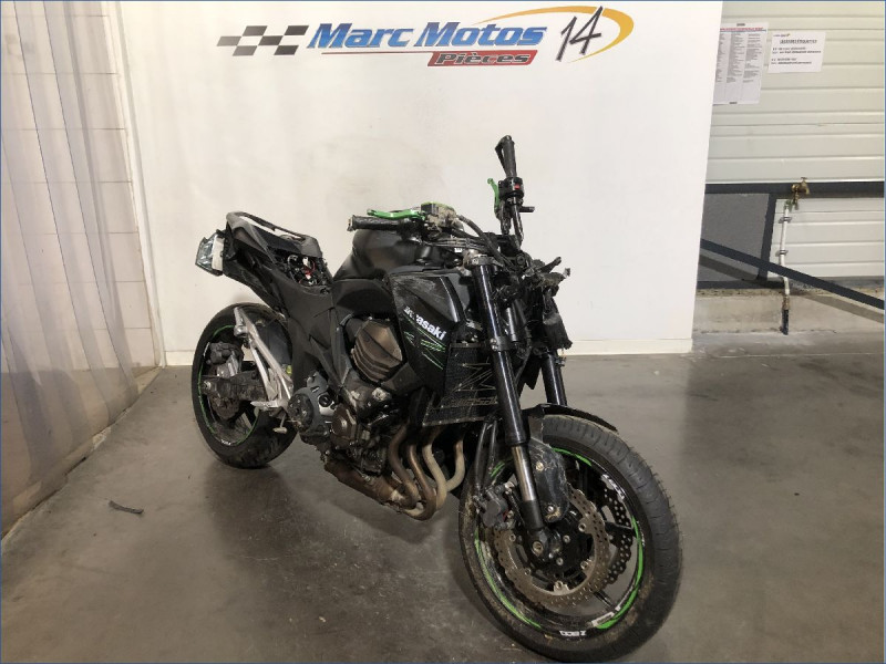 KAWASAKI Z800 