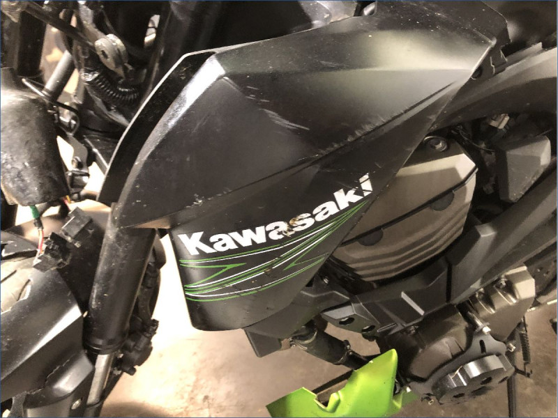 KAWASAKI Z800 