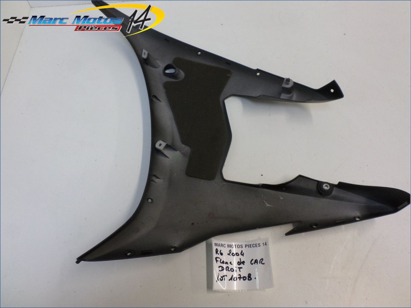 FLANC DE CARENAGE DROIT YAMAHA R6 2004