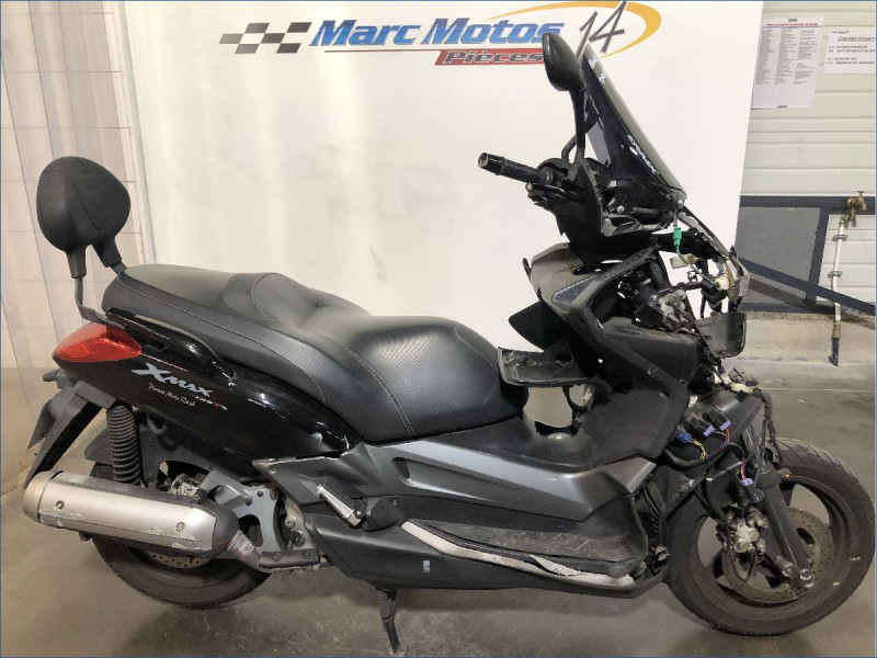 YAMAHA 125 XMAX 