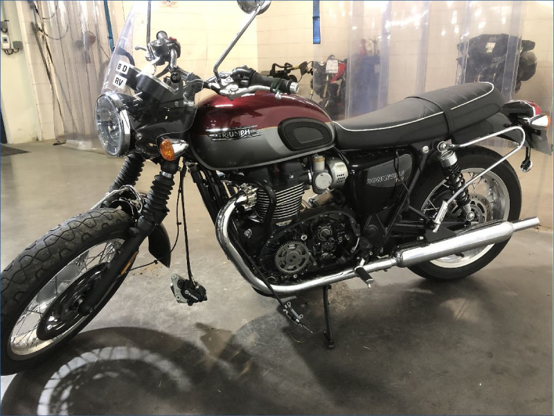 TRIUMPH 1200 BONNEVILLE 