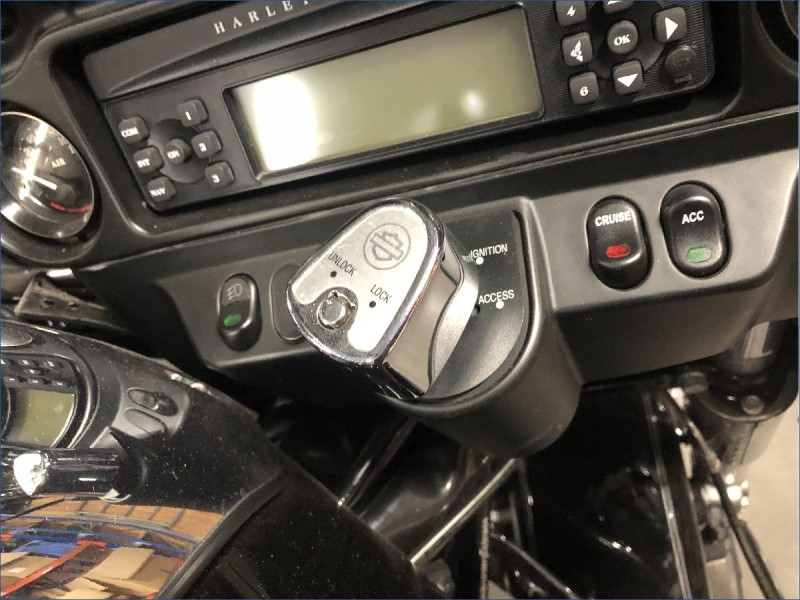 HARLEY-DAVIDSON 1690 ELECTRA GLIDE CLASSIC