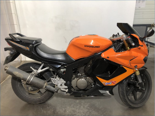HYOSUNG 125 GT R 