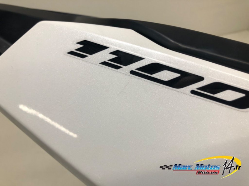 CACHE LATERAL DROIT HONDA 1100 AFRICA TWIN 2021