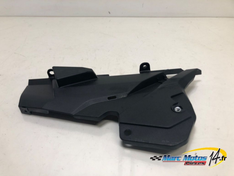 CACHE LATERAL INTERMEDIAIRE DROIT HONDA 1100 AFRICA TWIN 2021