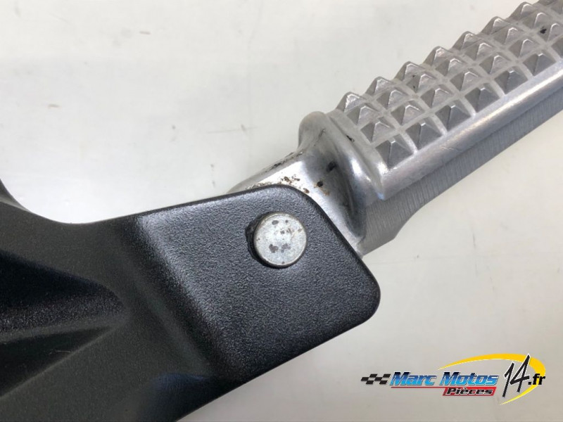 PLATINE ARRIERE GAUCHE HONDA 1100 AFRICA TWIN 2021