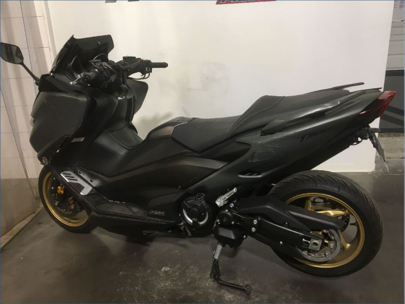 YAMAHA 560 TMAX 