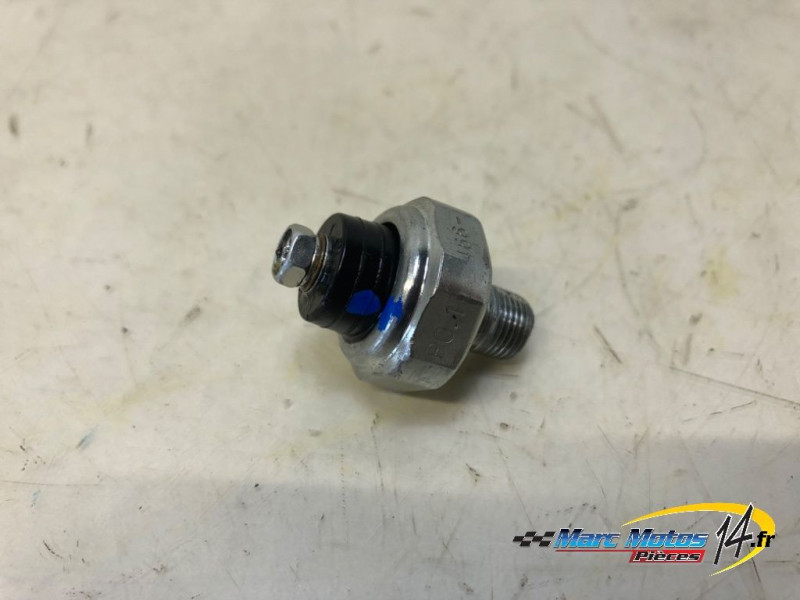 CAPTEUR DE PRESSION D'HUILE KAWASAKI 500 NINJA 2025