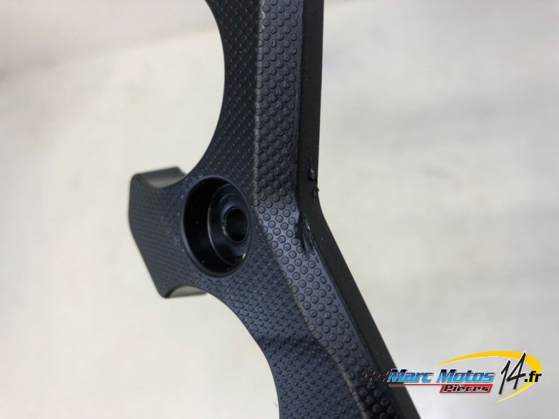 HABILLAGE DE CADRE DROIT KAWASAKI 500 NINJA 2025