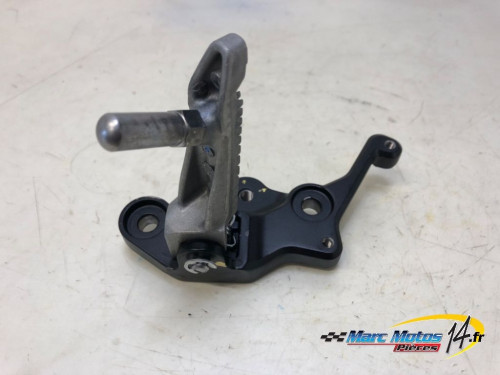 PLATINE AVANT GAUCHE KAWASAKI 500 NINJA 2025