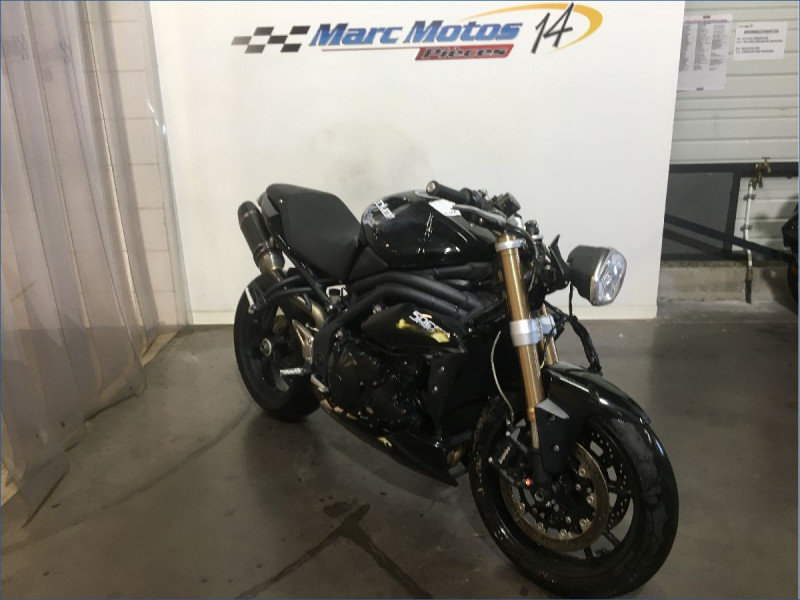 TRIUMPH 1050 SPEED TRIPLE 