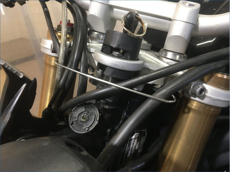 TRIUMPH 1050 SPEED TRIPLE 