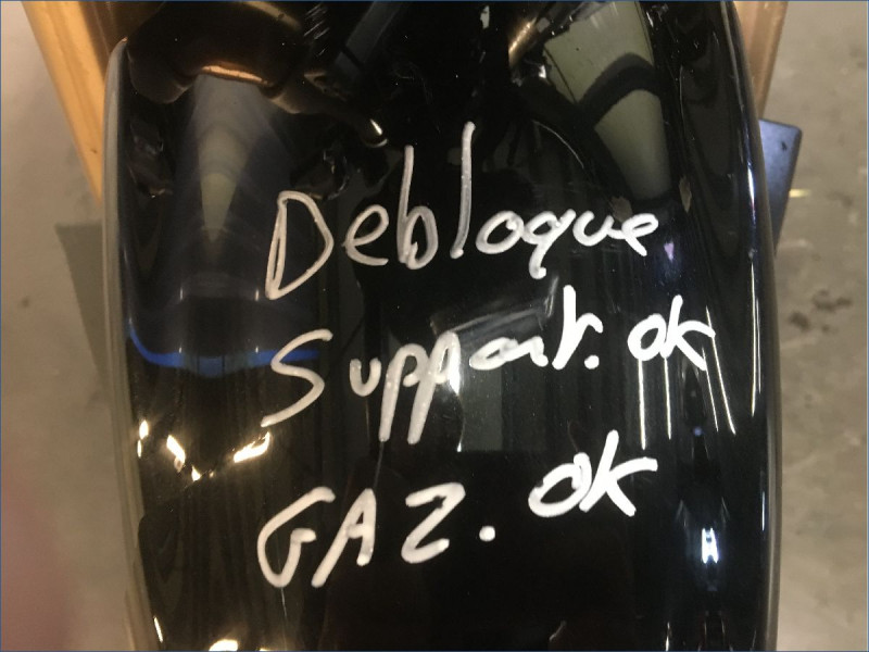 TRIUMPH 1050 SPEED TRIPLE 