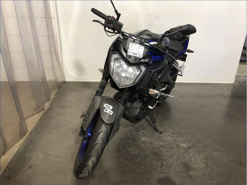 YAMAHA MT125 