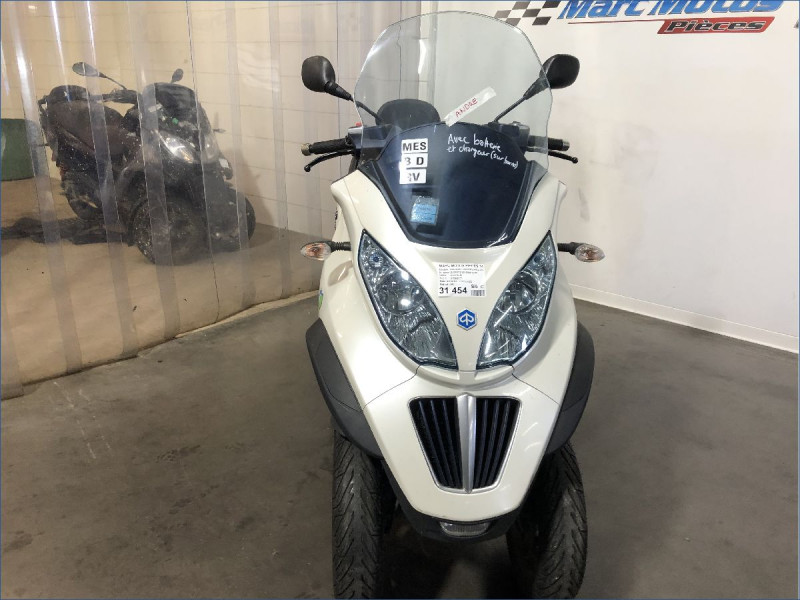 PIAGGIO 300 MP3 HYBRIDE