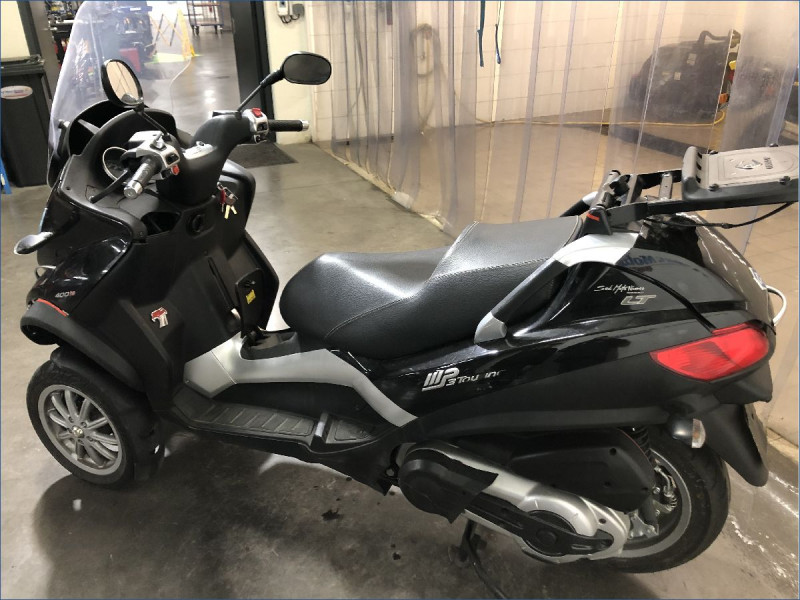 PIAGGIO 400 MP3 LT