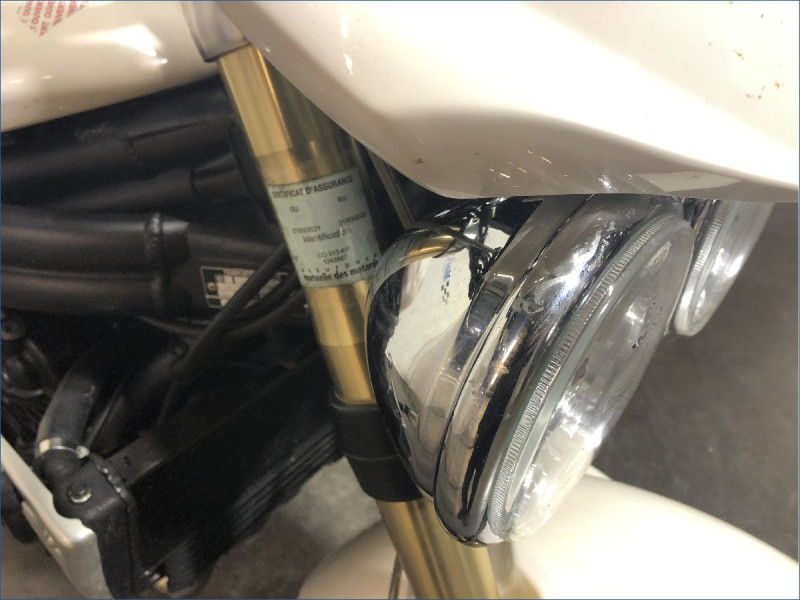 TRIUMPH 1050 SPEED TRIPLE 