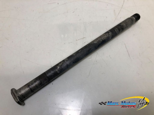AXE DE ROUE ARRIERE YAMAHA MT07 TRACER 2022