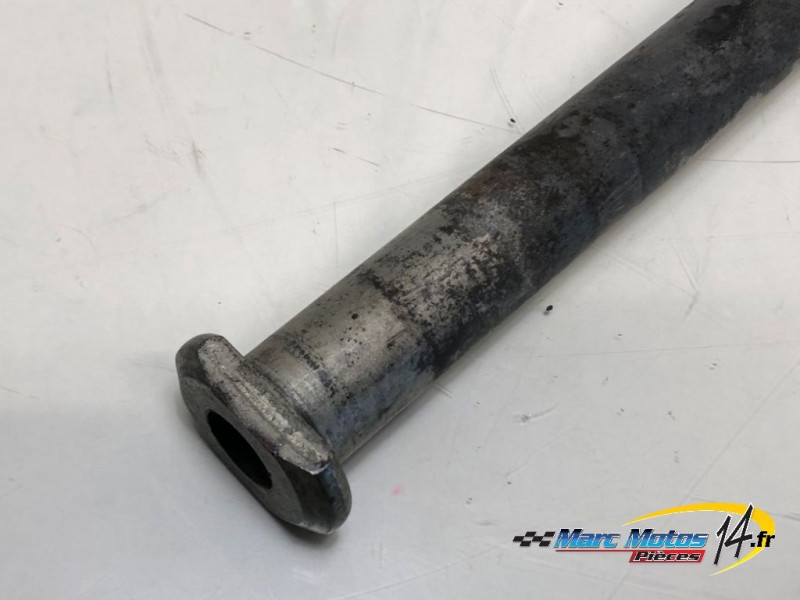 AXE DE ROUE ARRIERE YAMAHA MT07 TRACER 2022