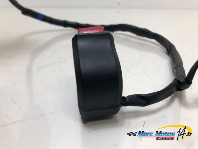 COMMODO DROIT YAMAHA MT07 TRACER 2022