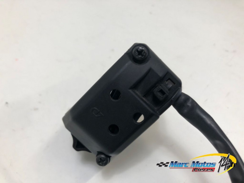 COMMODO DROIT YAMAHA MT07 TRACER 2022