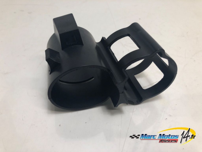 PLASTIQUES ET CAOUTCHOUCS DIVERS YAMAHA MT07 TRACER 2022