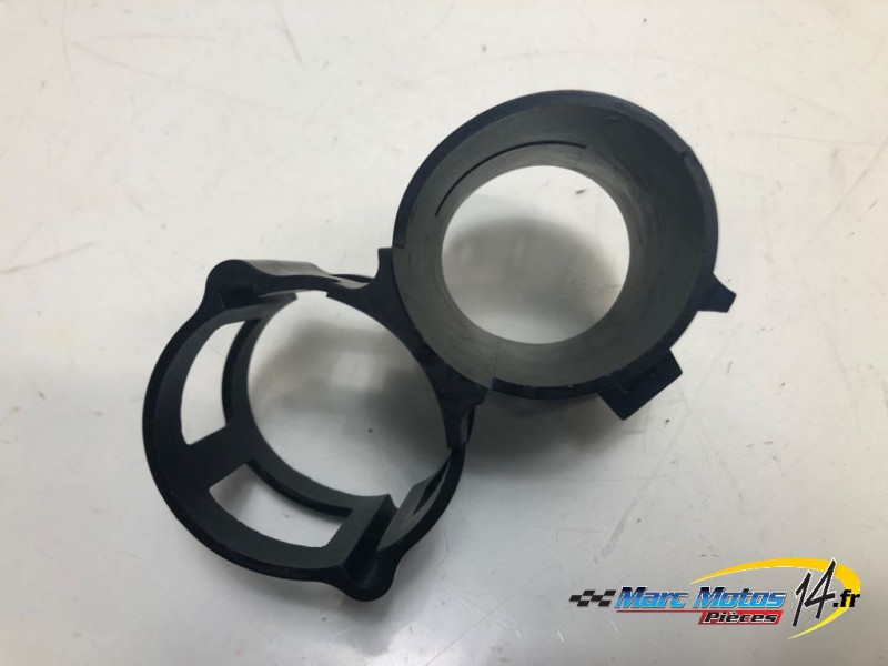 PLASTIQUES ET CAOUTCHOUCS DIVERS YAMAHA MT07 TRACER 2022