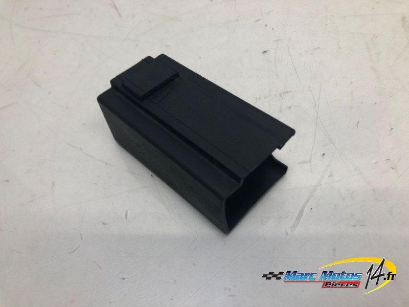 PLASTIQUES ET CAOUTCHOUCS DIVERS YAMAHA MT07 TRACER 2022