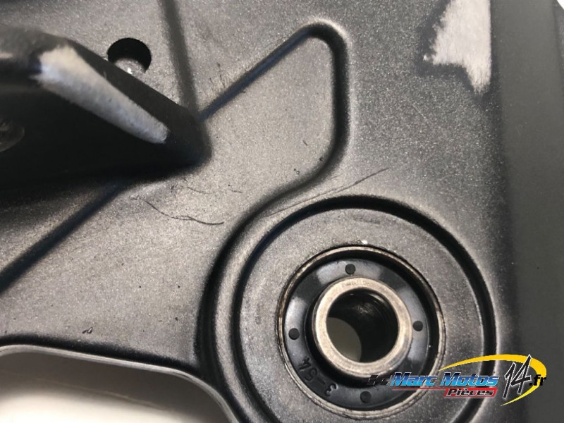 PLATINE AVANT DROITE YAMAHA MT07 TRACER 2022