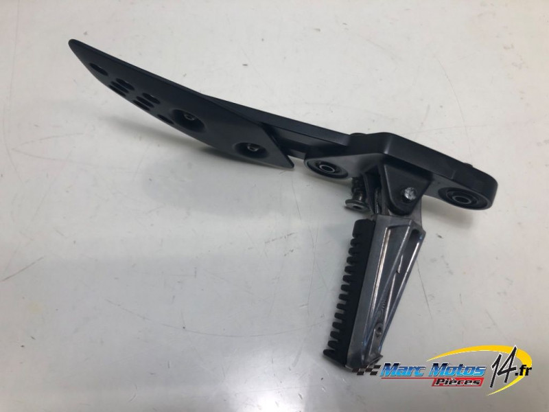 PLATINE AVANT GAUCHE YAMAHA MT07 TRACER 2022