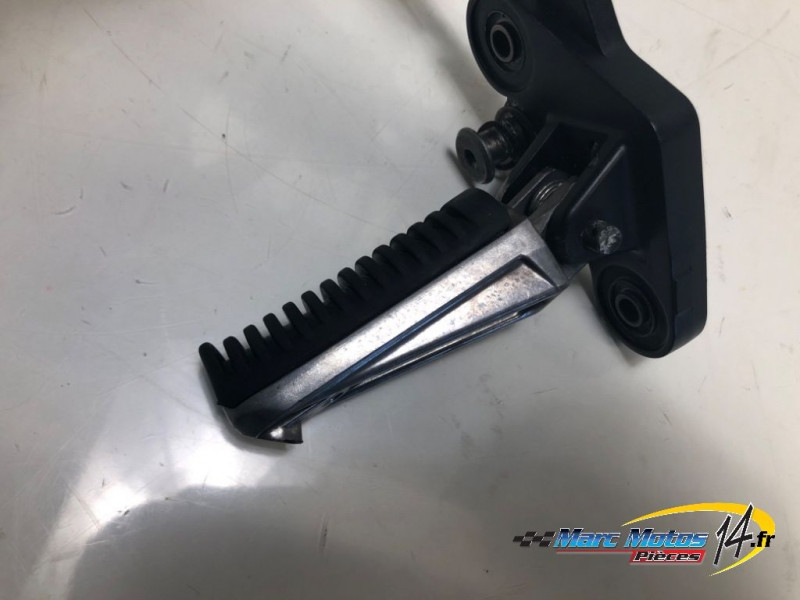 PLATINE AVANT GAUCHE YAMAHA MT07 TRACER 2022