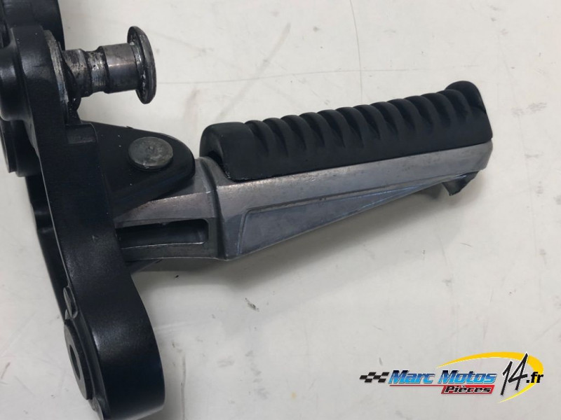 PLATINE AVANT GAUCHE YAMAHA MT07 TRACER 2022