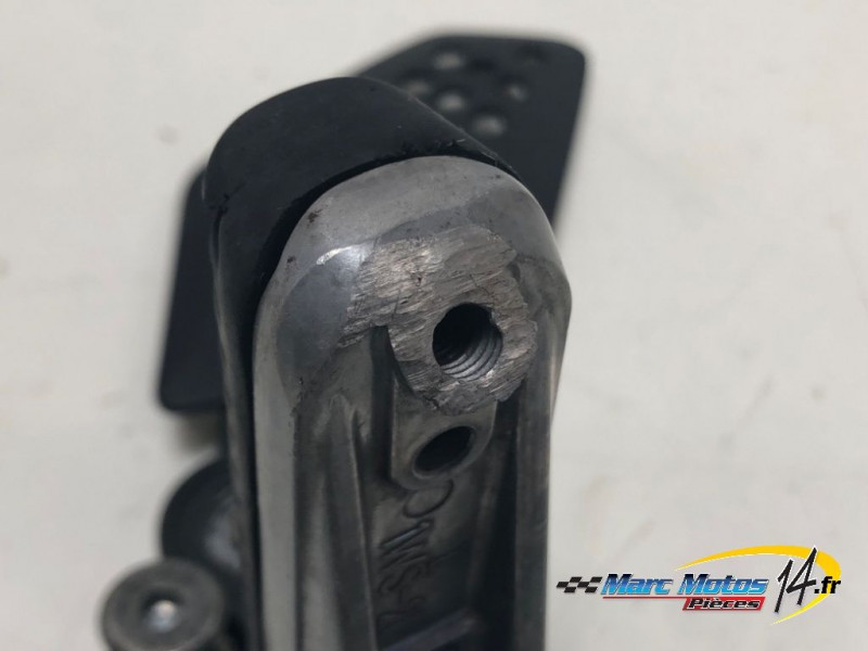 PLATINE AVANT GAUCHE YAMAHA MT07 TRACER 2022