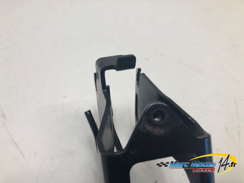 SUPPORT COMPTEUR YAMAHA MT07 TRACER 2022