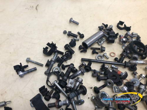 VISSERIE YAMAHA MT07 TRACER 2022