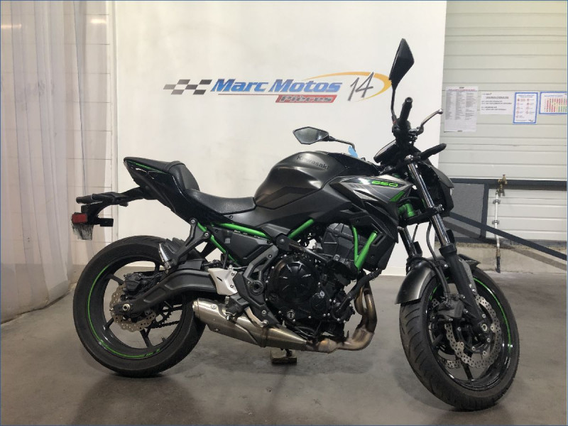 KAWASAKI Z650 