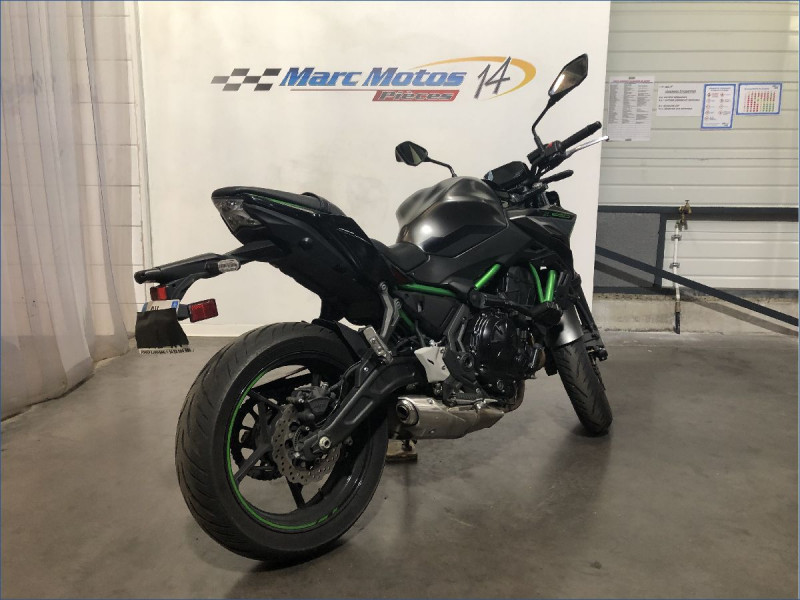 KAWASAKI Z650 