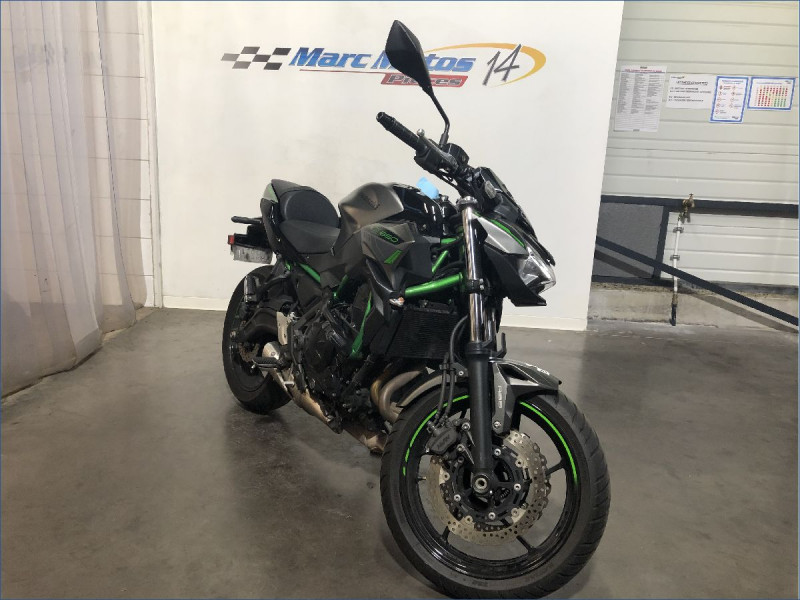 KAWASAKI Z650 