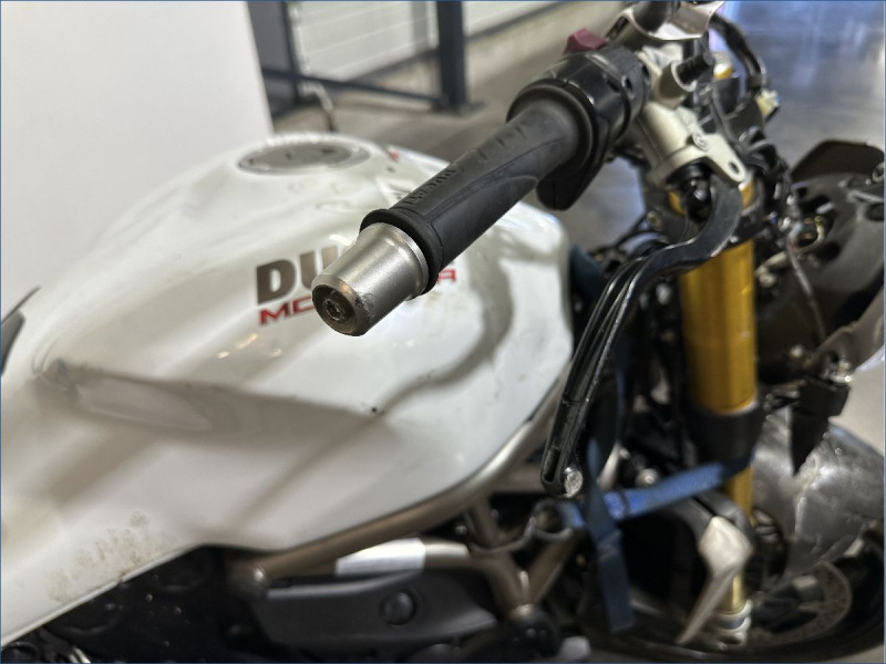 DUCATI 1200 MONSTER S