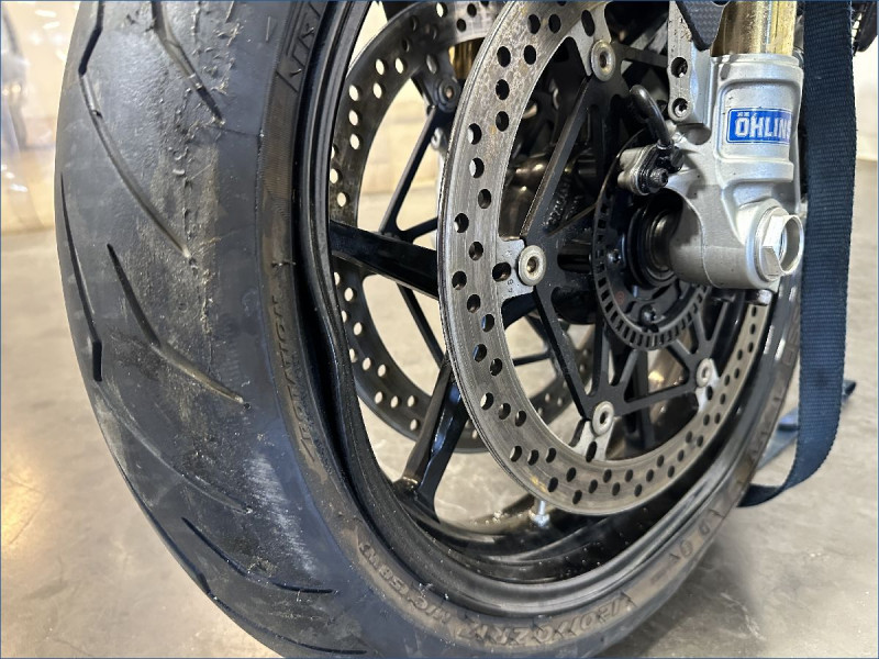 DUCATI 1200 MONSTER S