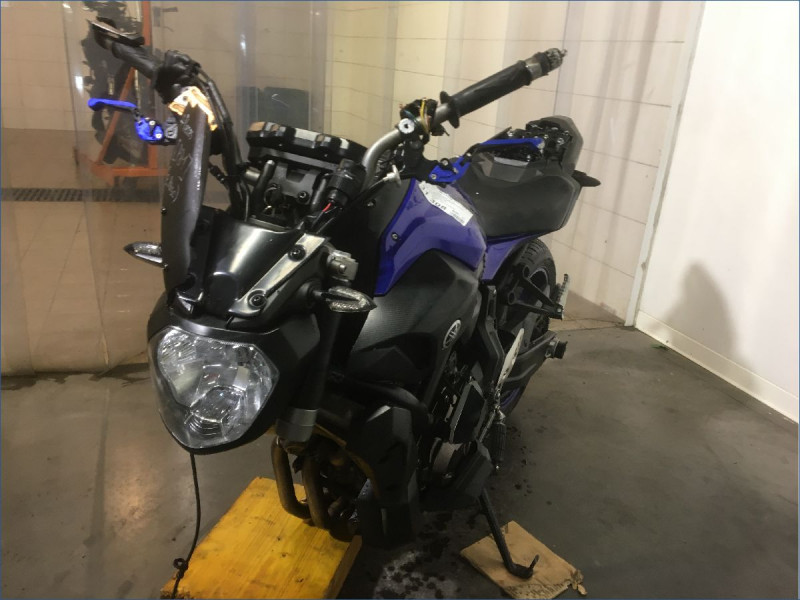 YAMAHA MT07 