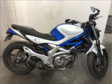 SUZUKI 650 GLADIUS 