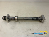 AXE DE ROUE ARRIERE YAMAHA R1 2008