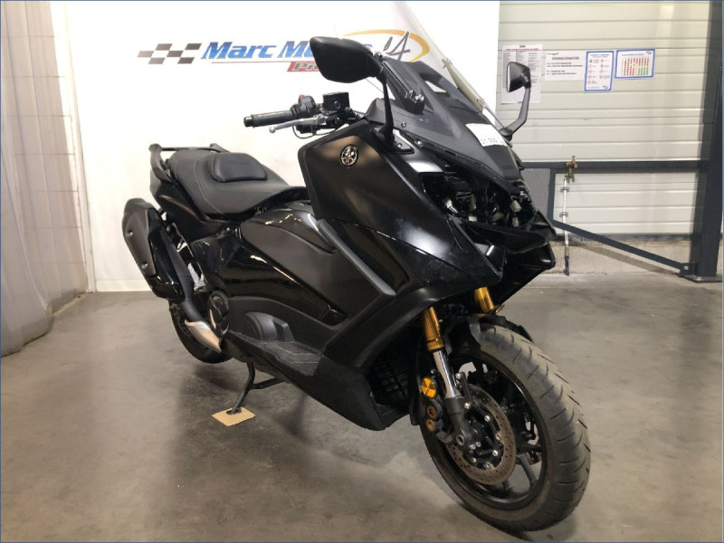 YAMAHA 560 TMAX 